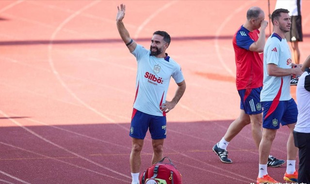 皇马队长卡瓦哈尔确认世俱杯复出时间表：现场爆猛料引人关注