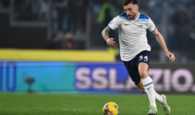 记者：切尔西考虑引进拉齐奥后卫吉拉，准备提出3500万欧报价