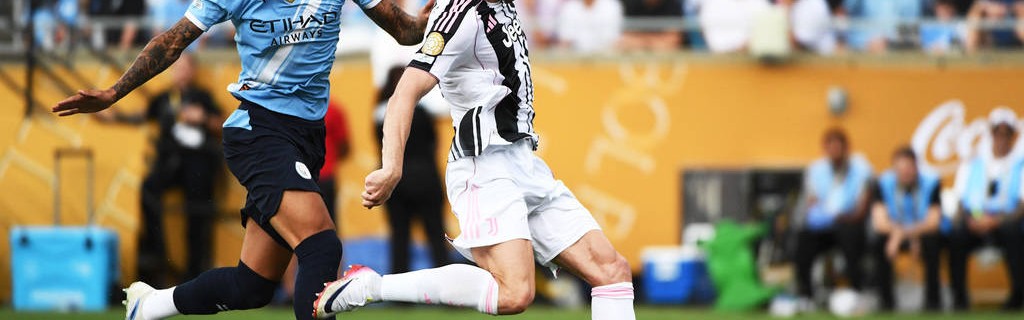 杜桑·弗拉霍维奇转会风波：曼联与AC米兰的争夺战如何收场？