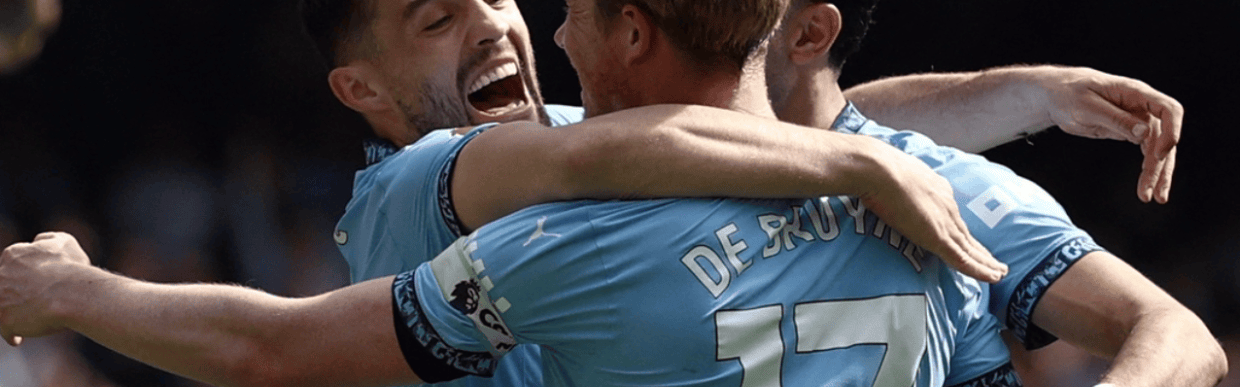 英超争五格局大变，33岁老将炸裂表演：传射导演逆袭