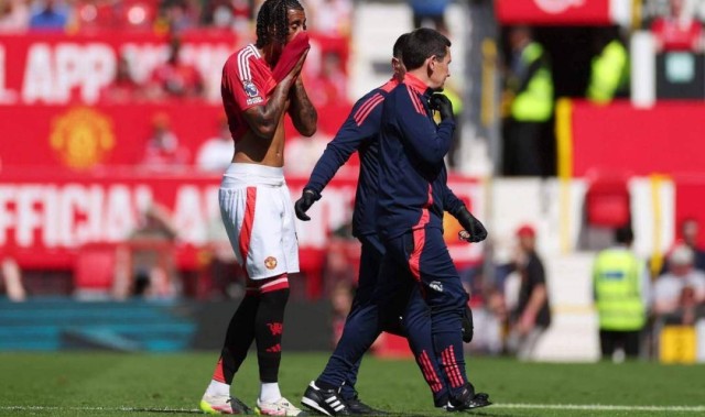 17场惨败！曼联球迷崩溃：这支红魔还能更烂吗