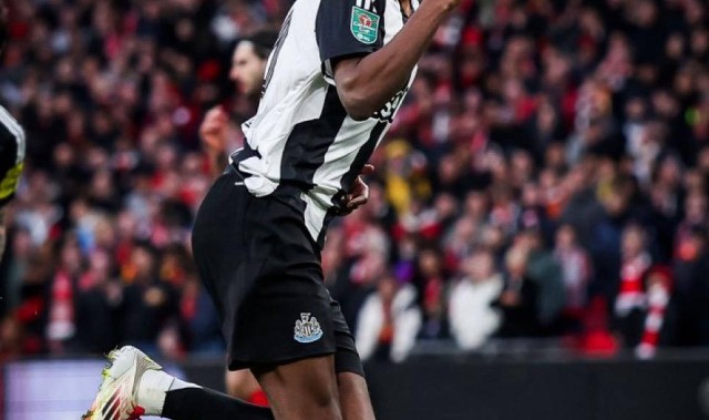 争分夺秒的决战时刻：纽卡斯尔迎战切尔西，争夺欧冠门票关键一战