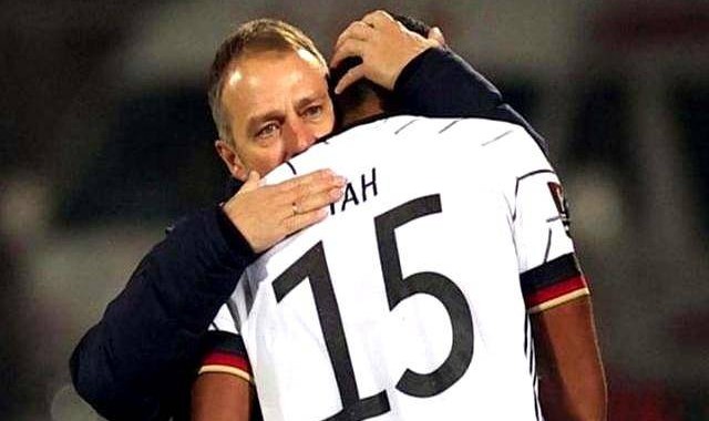 德甲29岁铁塔宣布今夏离队：6大豪门争抢，巴萨头号热门