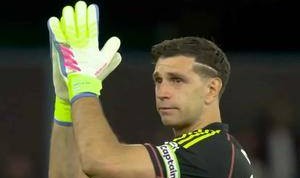 阿根廷国门含泪致谢球迷，疑似要告别阿斯顿维拉