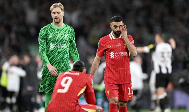 利物浦突然崩盘，球迷集体指责斯洛特管理失当