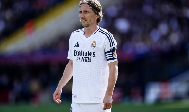 泪别伯纳乌！安切洛蒂动情谢幕，皇马“玄学”时代就此终结？