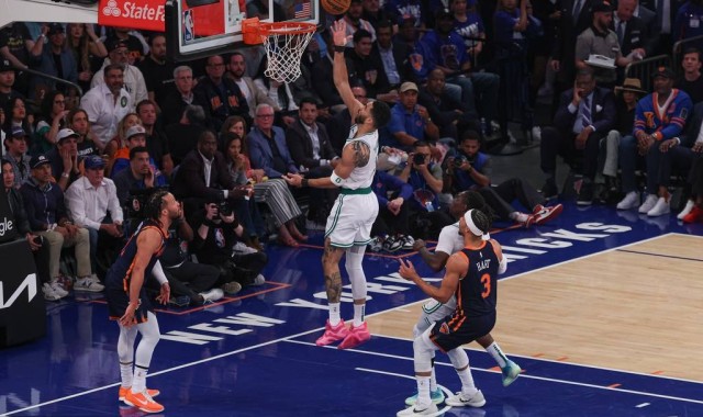 布伦森39分塔图姆42+8伤退 尼克斯胜绿军3-1夺赛点