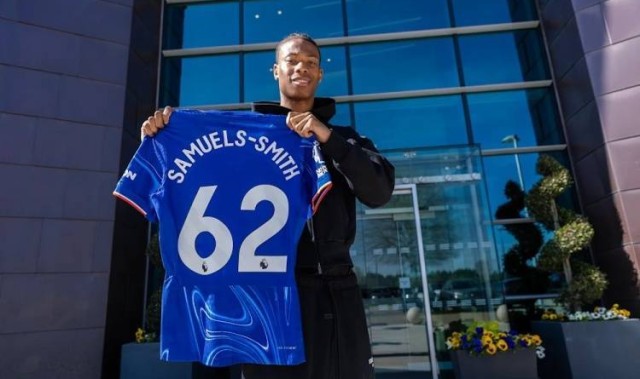 英媒：切尔西18岁后卫下赛季可能进一线队，担任库库雷利亚替补