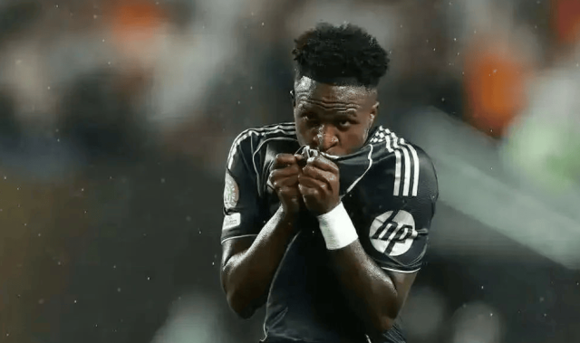 3000万欧年薪之争！姆巴佩加盟后皇马续约风暴，维尼修斯会走吗？