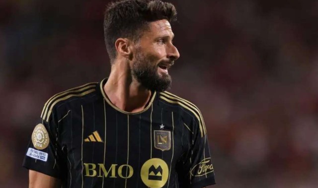 莫拉塔将回归意甲，AC米兰寻“吉鲁型”中锋战新赛季