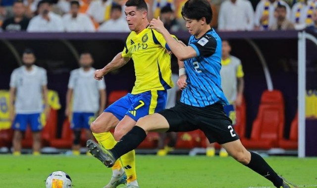 正式加盟热刺！足球专家曾赞高井幸大：他在亚冠把C罗防得死死的