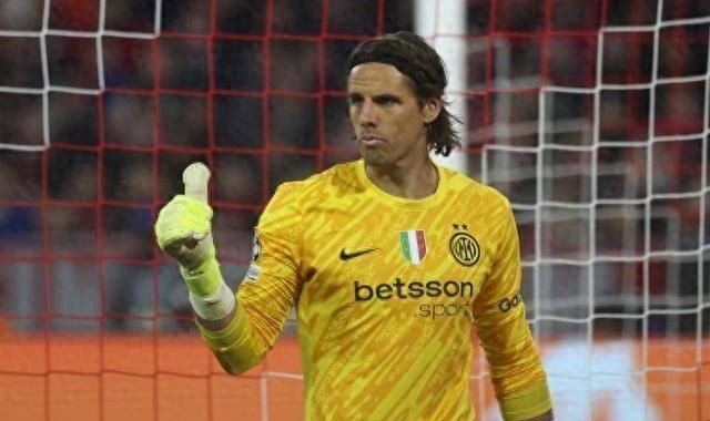 国米拒绝放人，土耳其球队执意求购，36岁门将未来悬而未决