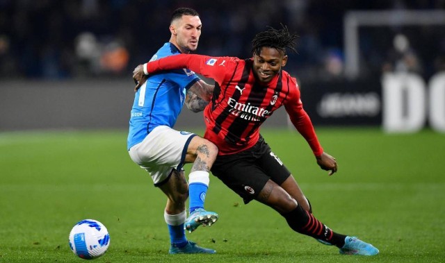 3月31日 那不勒斯VS米兰前瞻：卢卡库对决米兰三叉戟，意甲争冠关键战