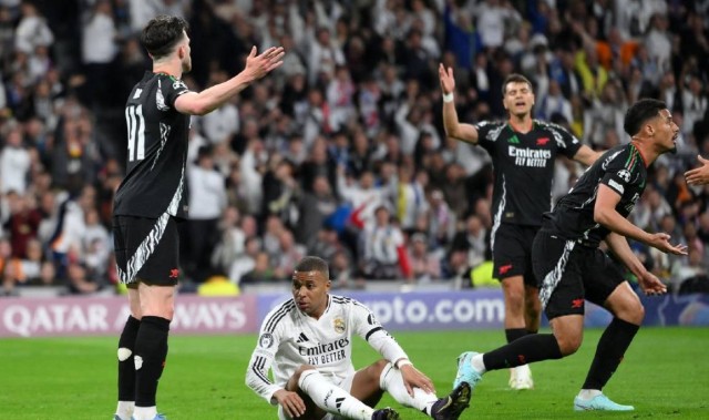 5-1！双杀皇马约战巴黎，阿森纳破16年魔咒，姆巴佩遭遇三重打击