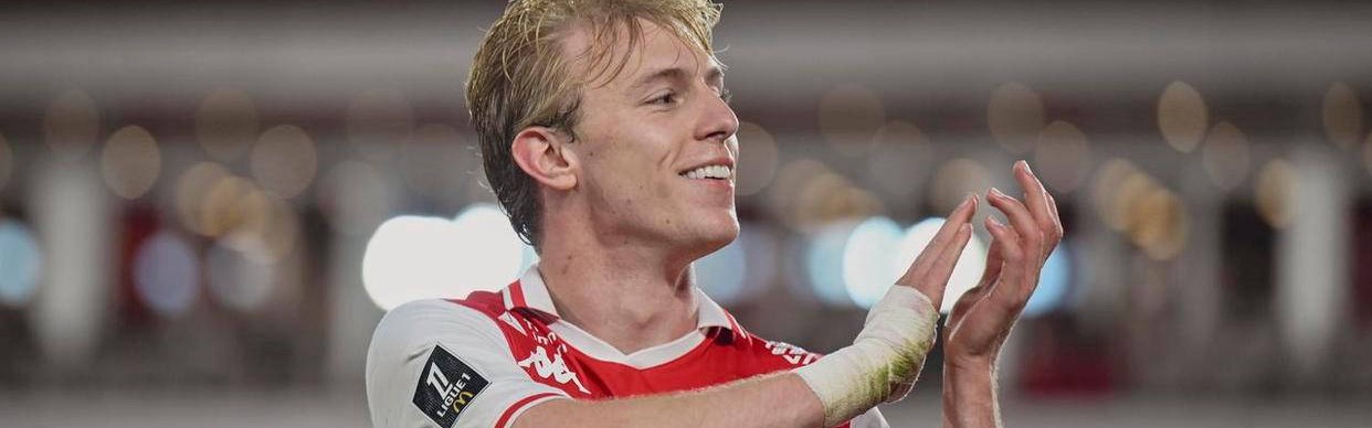 朗斯主场4-0完胜摩纳哥：法甲第9名震惊对手，摩纳哥无缘亚军